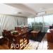 MURRUMBEENA,门口有BUS直达CAUFIELD,离火车站10分钟,CHADSTONE SHOP...