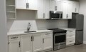 Burnaby 一年新的一房一衛一廳一廚 Burnaby 一年新的一房一衛一廳一廚