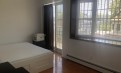 Elmhurst 大单房有阳台出租 $800- 无中介费 Elmhurst 大单房有阳台出租 $800- 无中介费