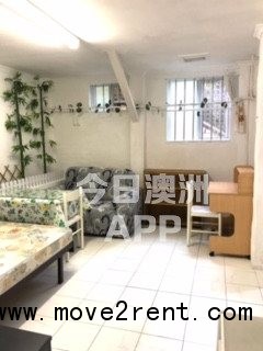 Hurstville 两套卫浴套房同时招租 2分钟步行到火车站和购物中心非常近便 HOUSE 180周 包费用